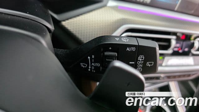 BMW X5 2021 — Photo 8/34