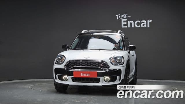 Mini Cooper S Countryman 2020 — ფოტო 3/20
