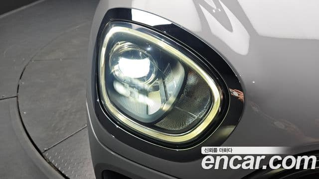 Mini Cooper S Countryman 2020 — Photo 24/30