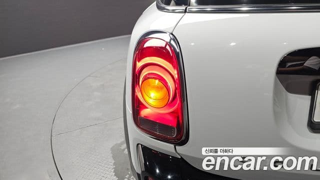 Mini Cooper S Countryman 2020 — Photo 17/30