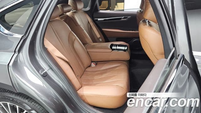 Genesis Electrified G80 2021 — Şəkil 11/20
