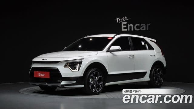 Kia Niro 2024 — ფოტო 1/20