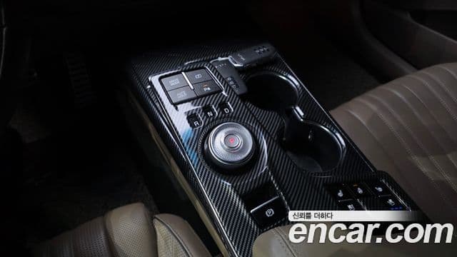 Kia K8 2023 — Şəkil 9/20