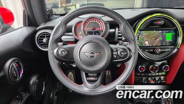 Mini Cooper S 2020 — Фото 12/20