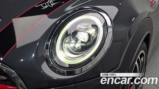 Mini Cooper S 2020 — Photo 25/30