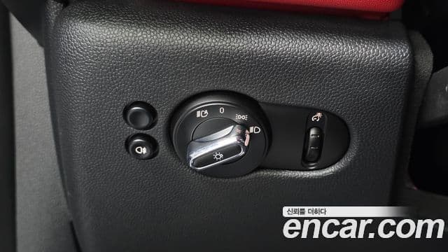 Mini Cooper S 2020 — Photo 13/30