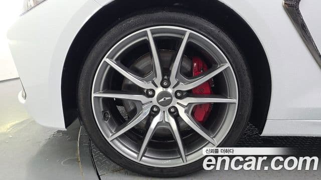 Genesis G70 2018 — Şəkil 5/20
