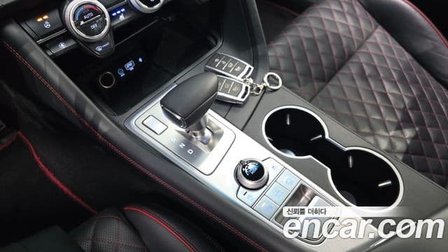 Genesis G70 2018 — Şəkil 9/20