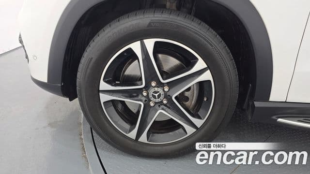 Mercedes-Benz GLE-Class 2021 — Şəkil 5/20