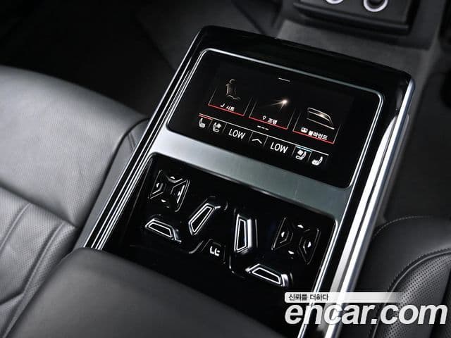 Audi A8 2021 — Şəkil 16/20