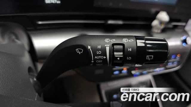Hyundai Kona 2023 — Фото 17/20