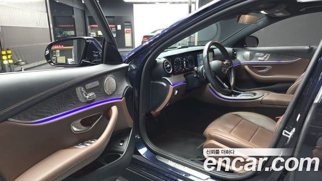 Mercedes-Benz E-Class 2022 — Şəkil 10/20