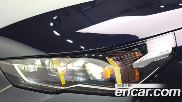 BMW 5 Series 2025 — Photo 8/37