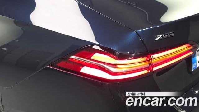 BMW 5 Series 2025 — Photo 24/37