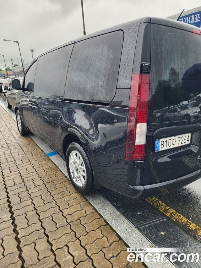 Hyundai Staria 2024 — ფოტო 2/20