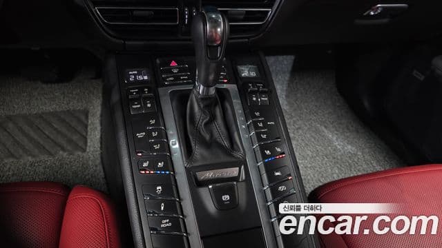 Porsche Macan 2020 — Şəkil 5/20
