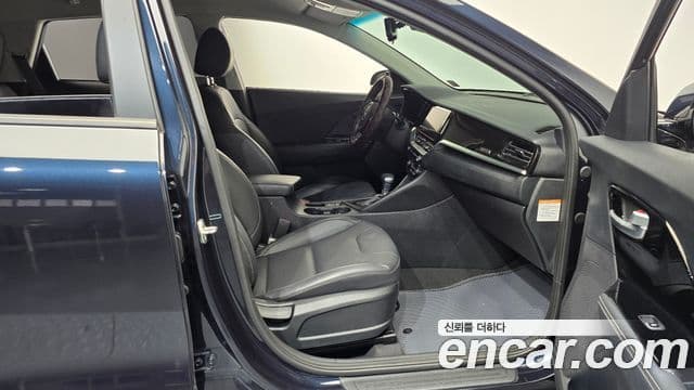 Kia Niro 2020 — Photo 22/32