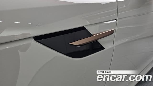Land Rover Range Rover Sport 2026 — фото 20 из 20