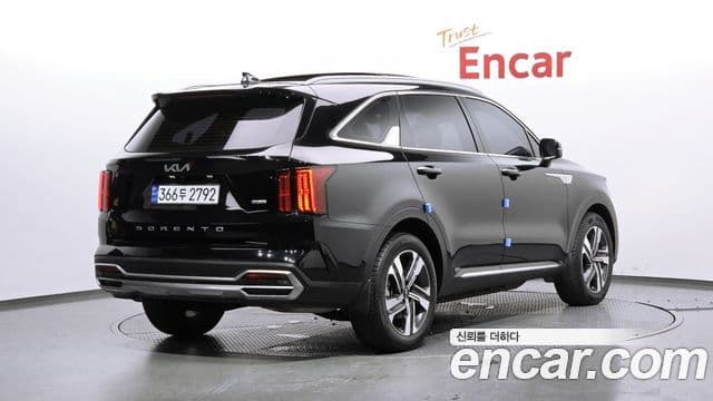 Kia Sorento 2021 — Фото 2/20