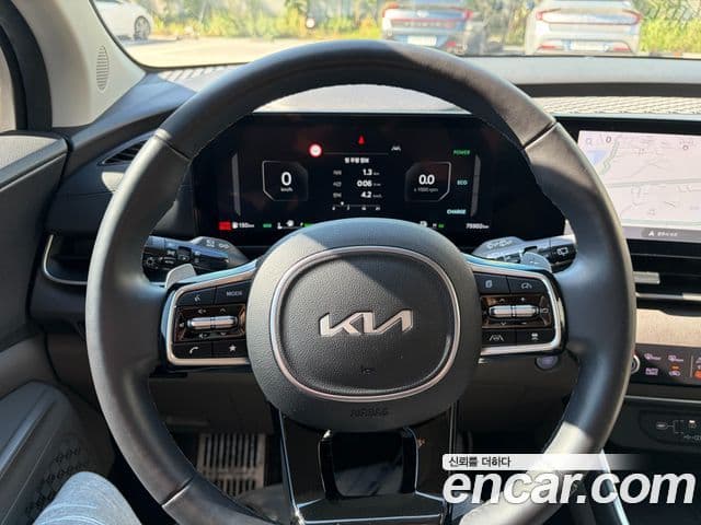 Kia Carnival 2024 — Şəkil 11/19