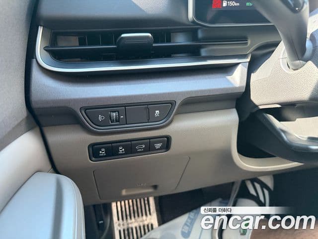 Kia Carnival 2024 — Şəkil 13/19