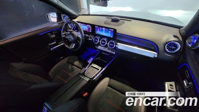 Mercedes-Benz GLB-Class 2025 — ფოტო 13/18