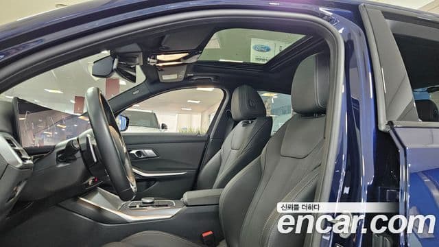 BMW 3 Series 2025 — ფოტო 15/20