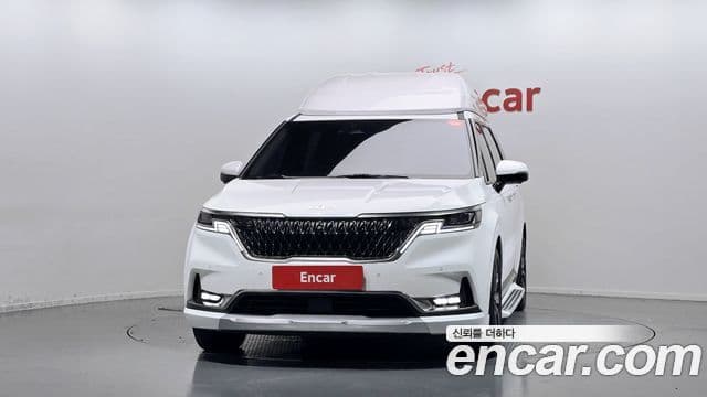 Kia Carnival 2022 — ფოტო 3/20