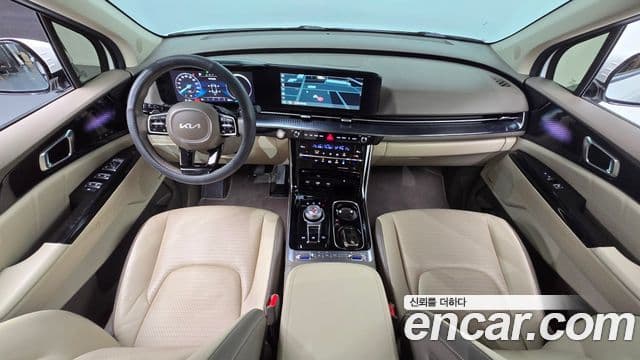 Kia Carnival 2022 — ფოტო 7/20