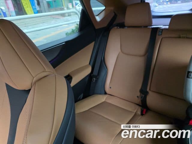 Lexus NX450h+ 2025 — ფოტო 6/8