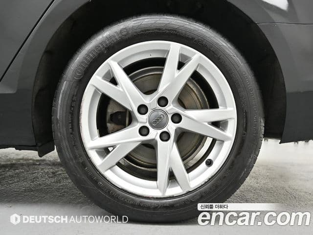 Audi A4 2018 — фото 4 из 20