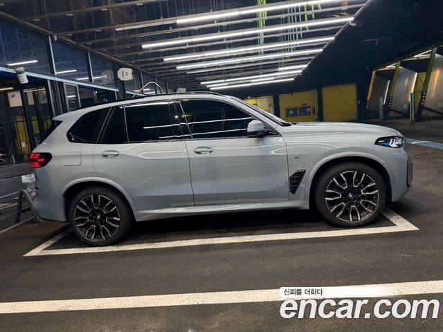 BMW X5 2025 — ფოტო 1/13