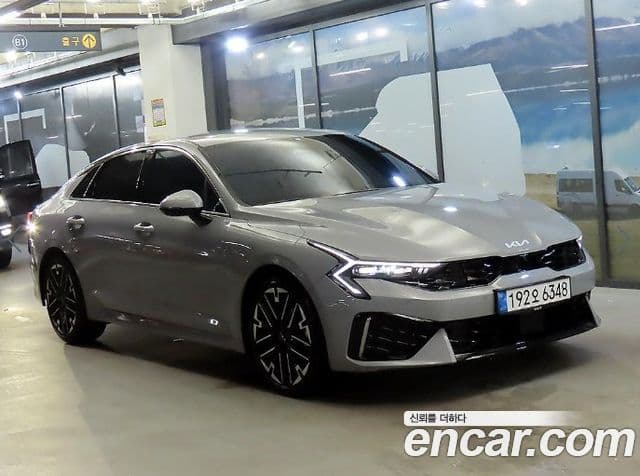 Kia K5 2024 — Şəkil 1/20