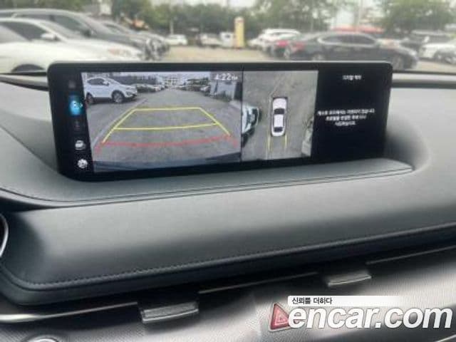 Genesis Electrified G80 2022 — фото 6 из 7