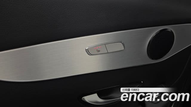 Mercedes-Benz GLC-Class 2018 — Фото 19/20