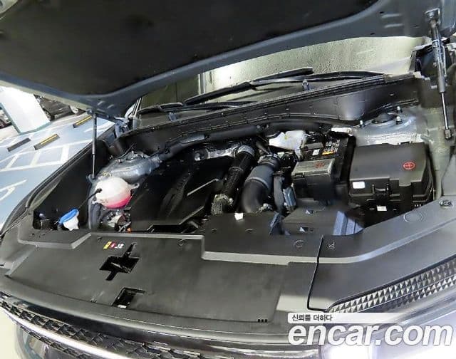 Hyundai Santa Fe 2023 — Şəkil 9/20