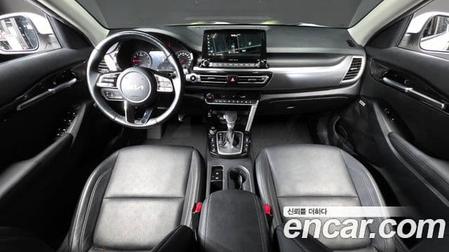 Kia Seltos 2022 — Şəkil 7/20