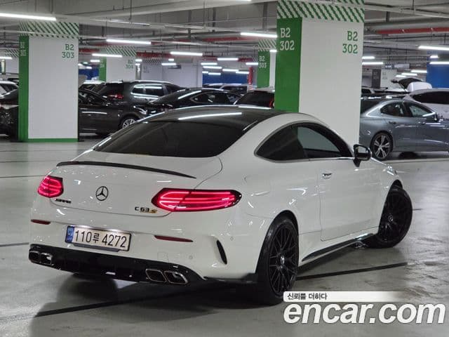 Mercedes-Benz C-Class 2020 — ფოტო 2/20