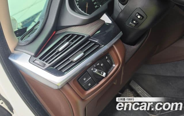 BMW X5 2018 — ფოტო 11/20