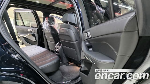 BMW X5 2025 — фото 10 из 20