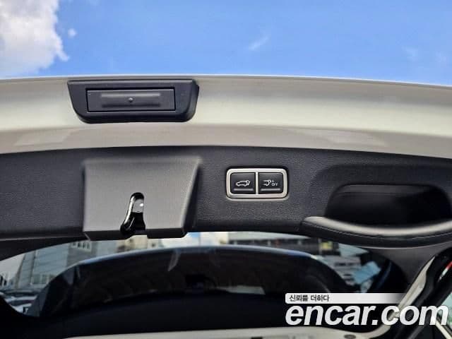 Kia Sorento 2024 — ფოტო 16/20