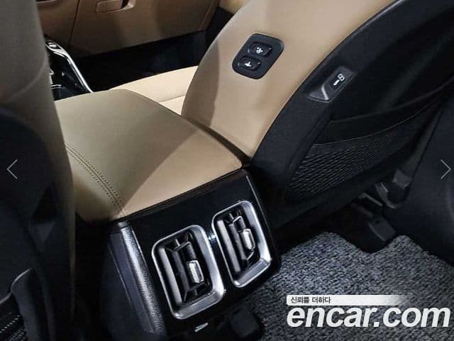 Kia Sorento 2024 — Şəkil 14/19