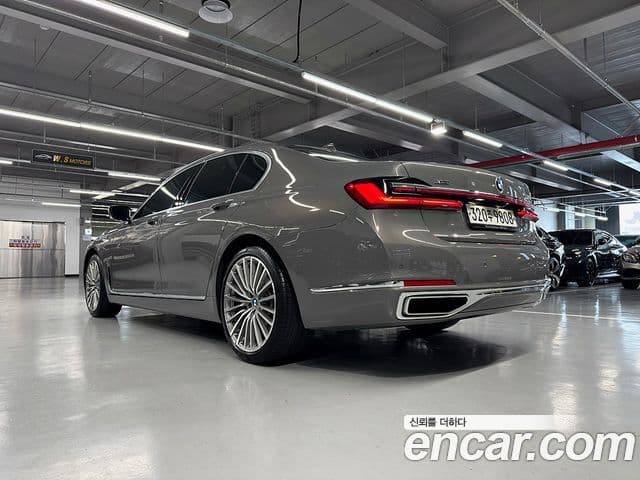 BMW 7 Series 2020 — ფოტო 4/20