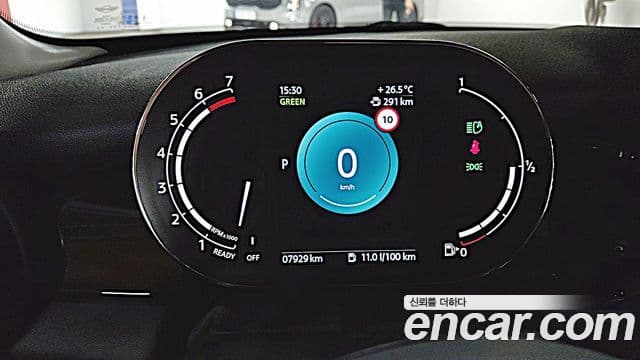 Mini Cooper 2024 — фото 4 из 20