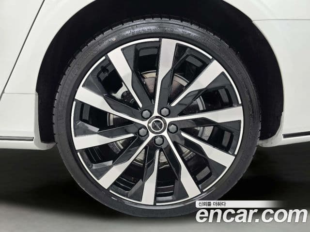 Volvo S90 2026 — ფოტო 7/7