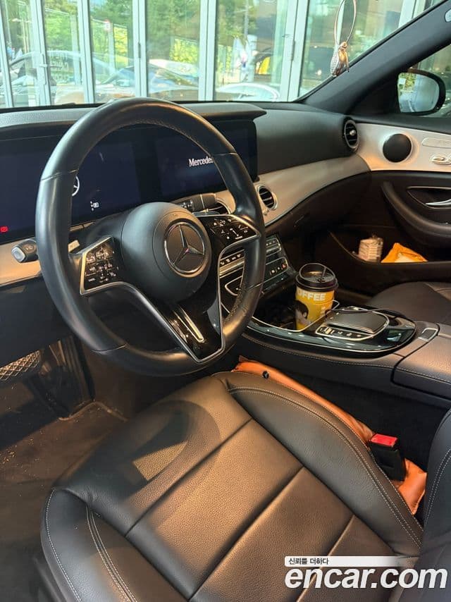 Mercedes-Benz E-Class 2020 — Фото 4/6