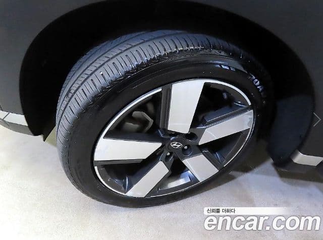 Hyundai Santa Fe 2024 — фото 19 из 20