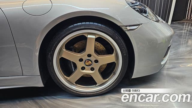 Porsche 718 Boxster 2021 — ფოტო 20/20