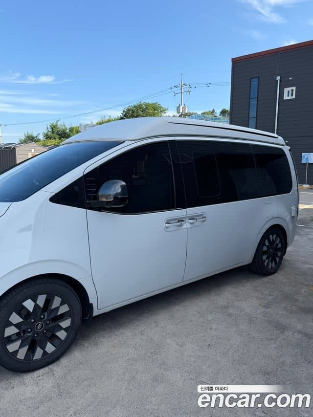 Hyundai Staria, 2021