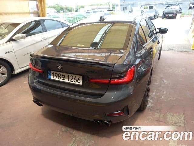 BMW 3 Series 2020 — Şəkil 1/9